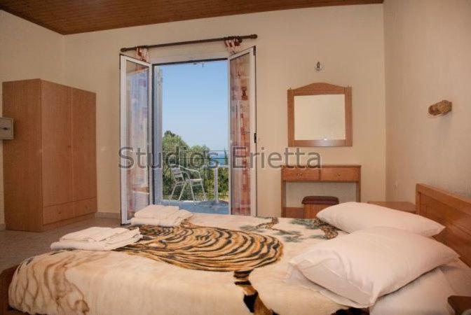 Erietta Studios Svoronata Ngoại thất bức ảnh